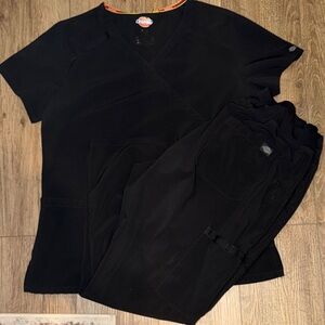 Dickies Women's Black Short Sleeve Top